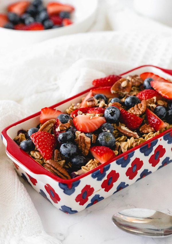 Vegan Baked Oatmeal with Berries – healthy and delicious