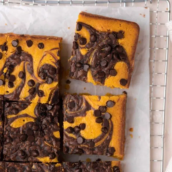 Vegan Pumpkin Brownies – Easy & Fudgy