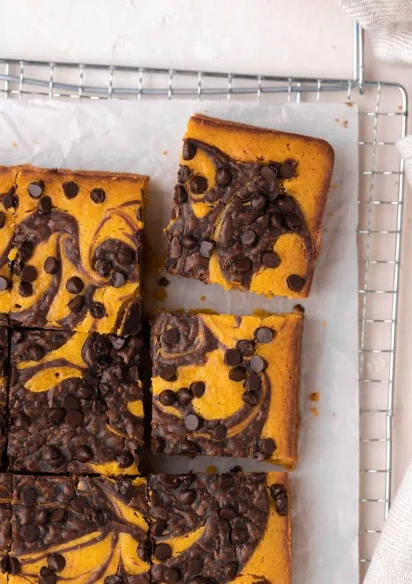 Vegan Pumpkin Brownies – Easy & Fudgy