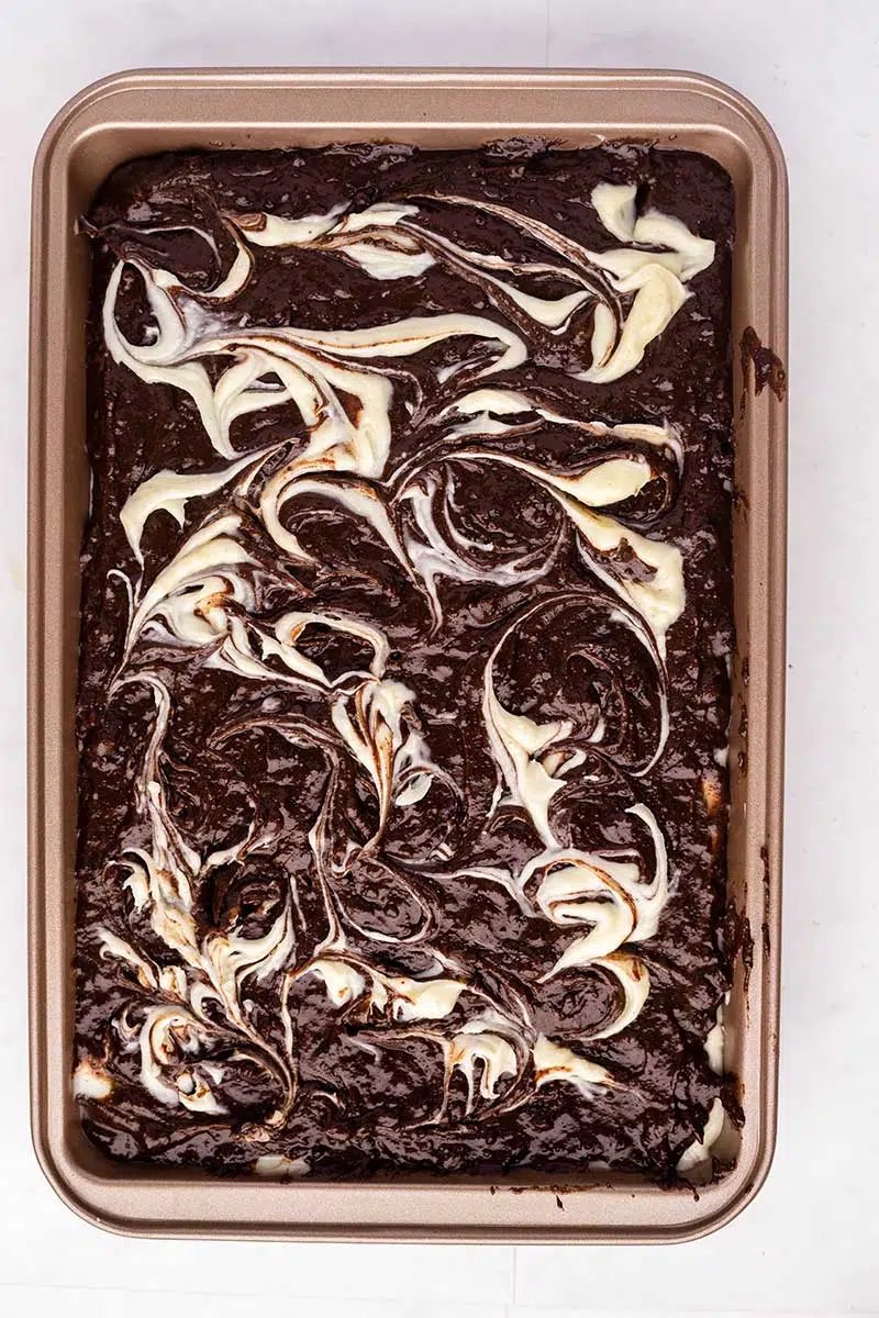 How to make vegan Oreo brownies