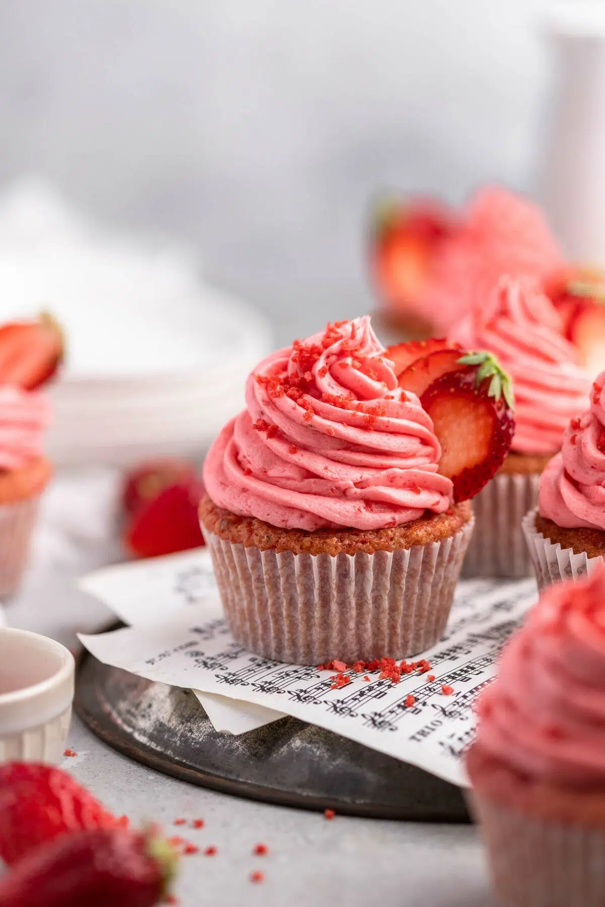 egan strawberry cupcakes
