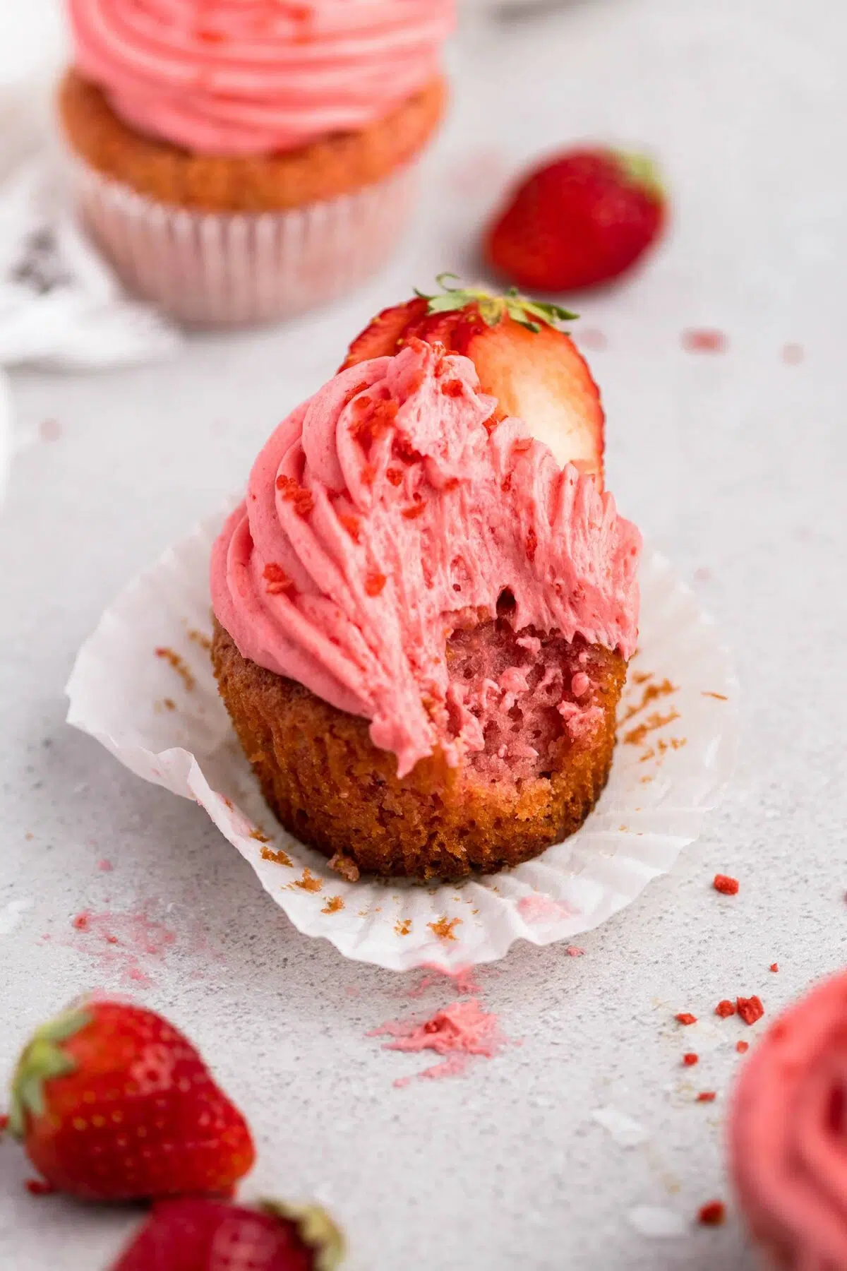 vegan strawberry cupcakes bite