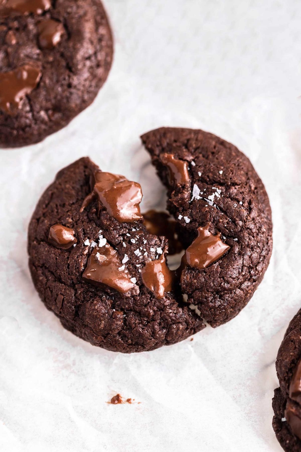 vegan chocolate chunk cookies