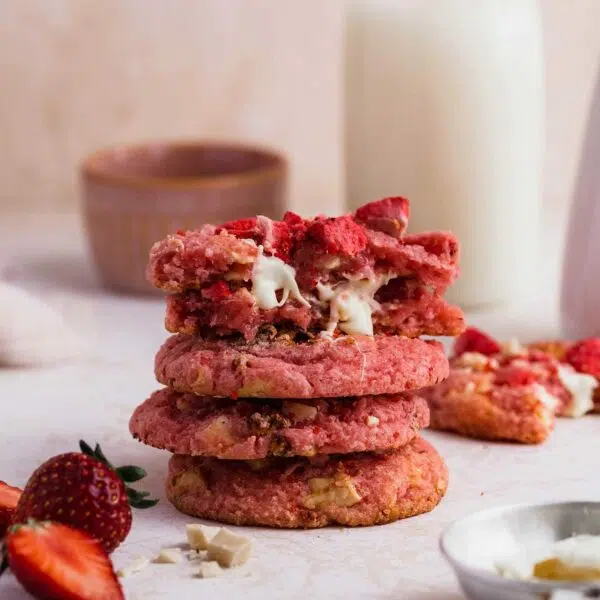 Easy Vegan Strawberry Cookies