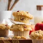 easy apple crumble muffins
