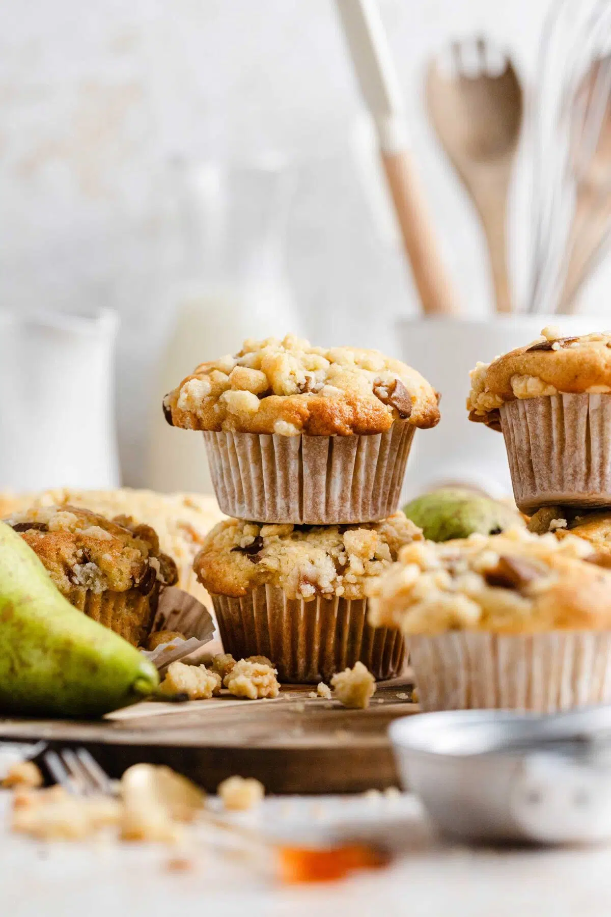 vegan pear muffins