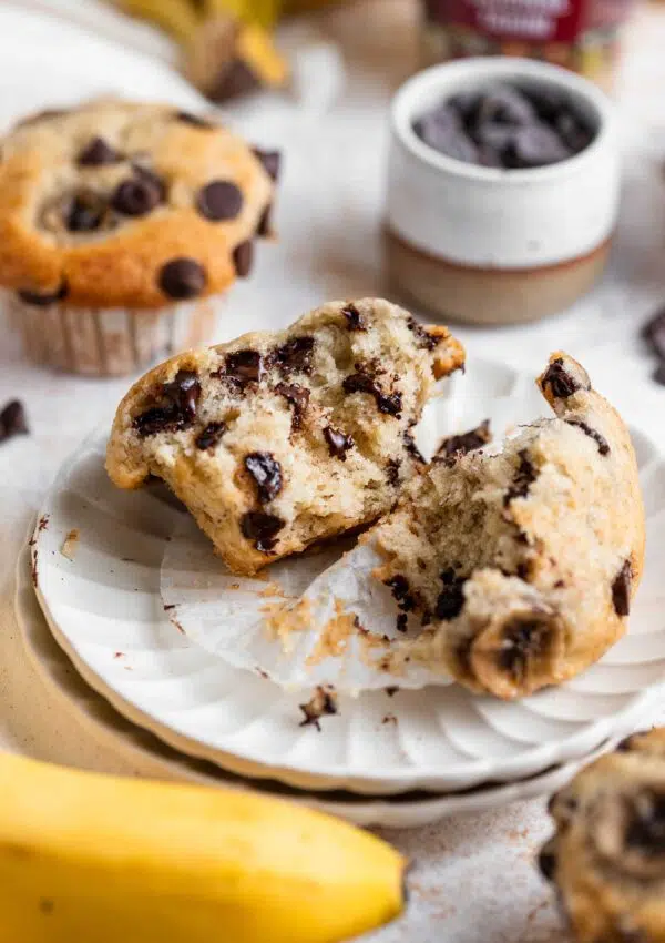 Vegan Banana Chocolate Chip Muffins – Easy!