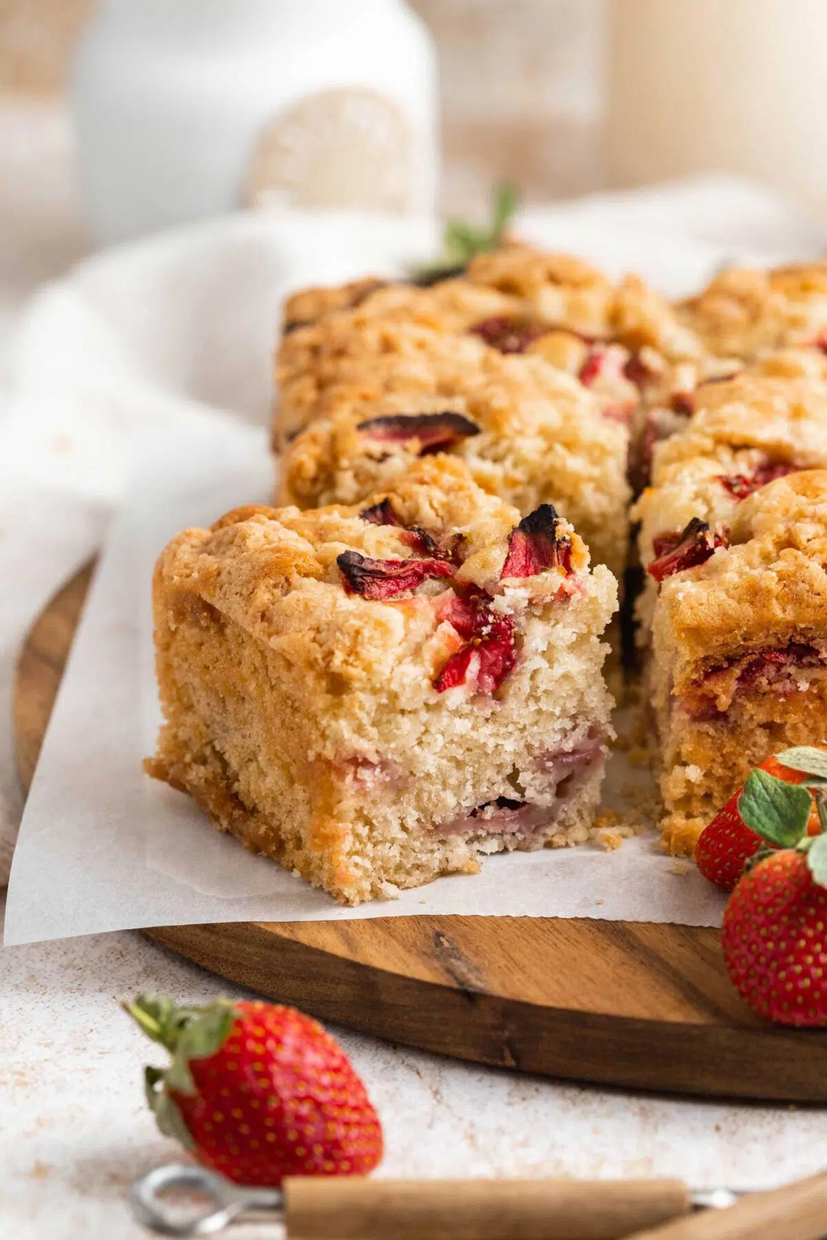 strawberry coffee cake