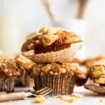 caramel crumble muffins