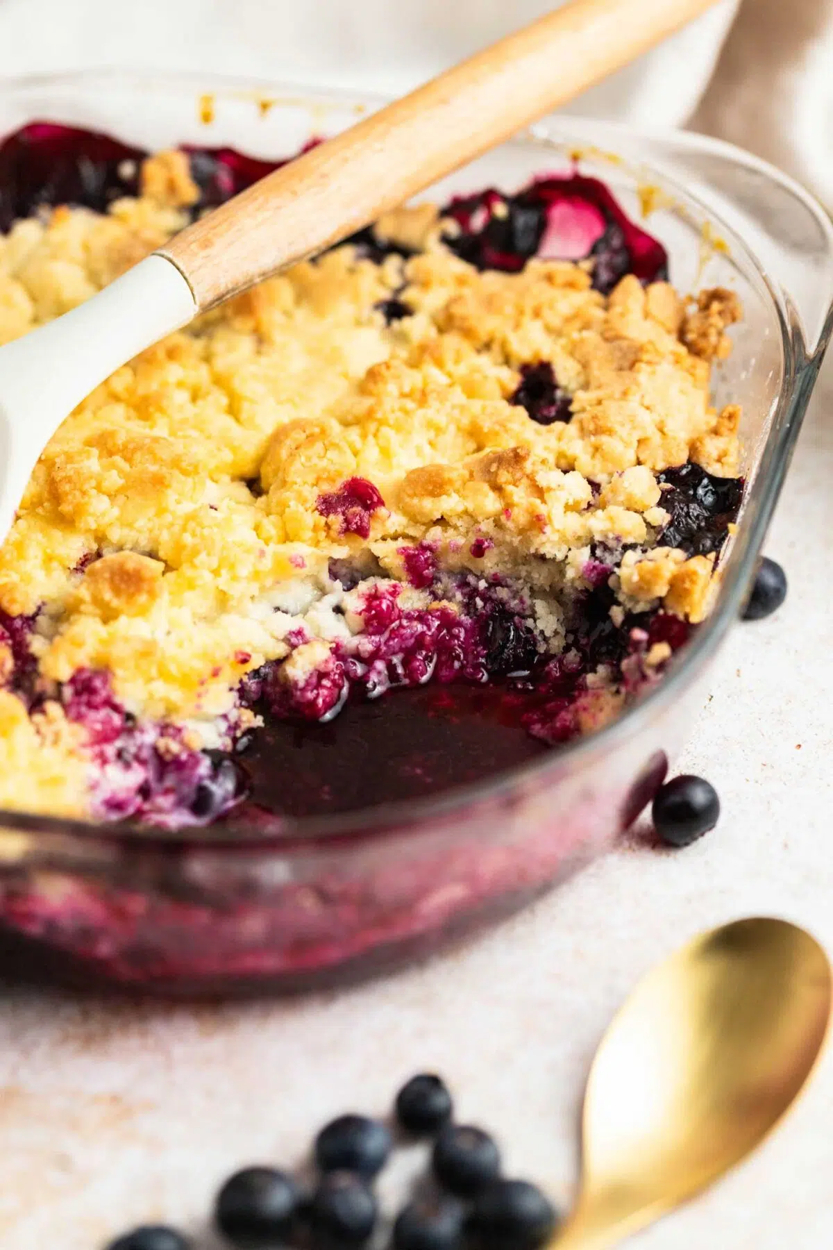 easy blueberry cobbler