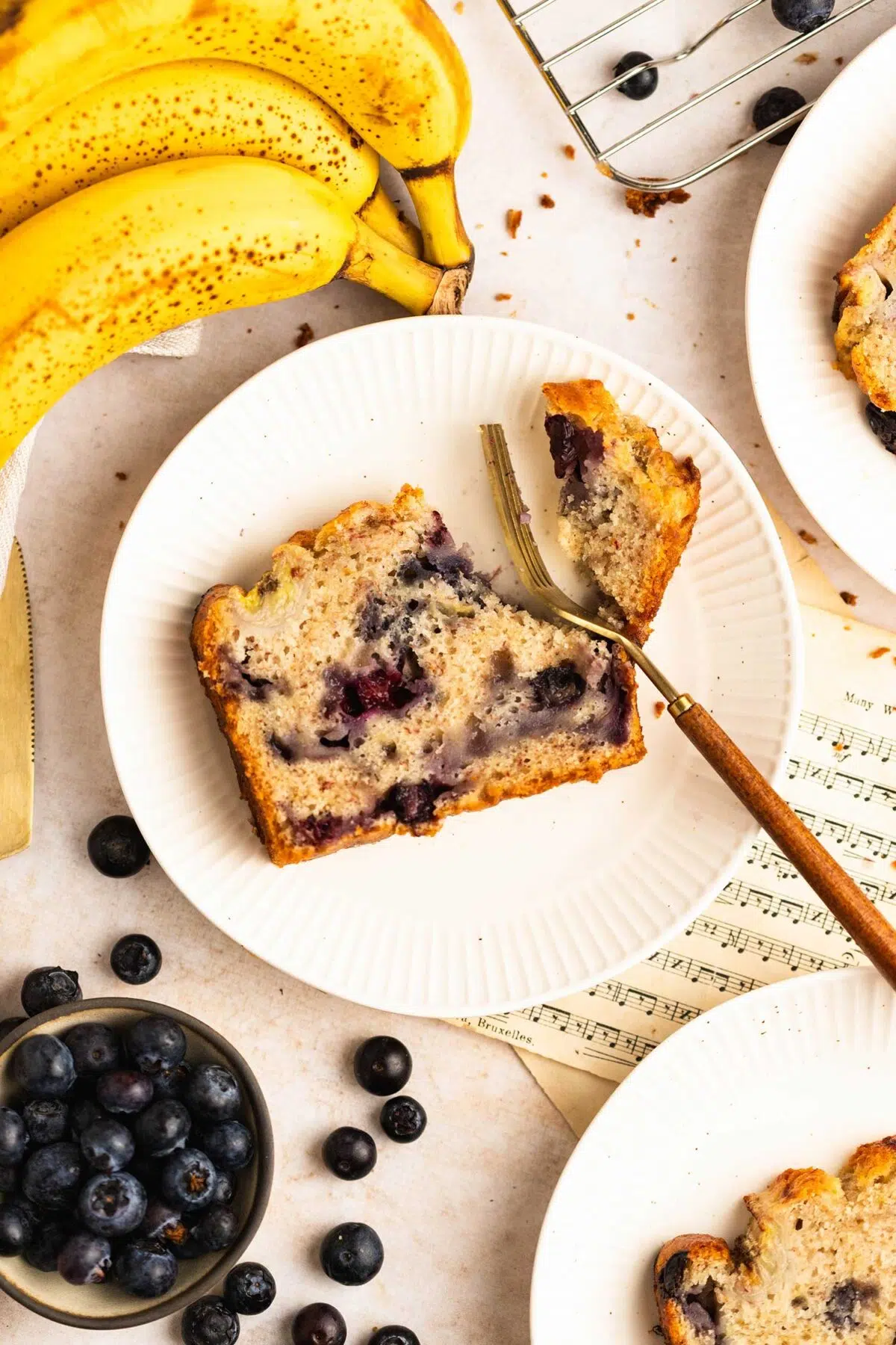 moist blueberry banana bread
