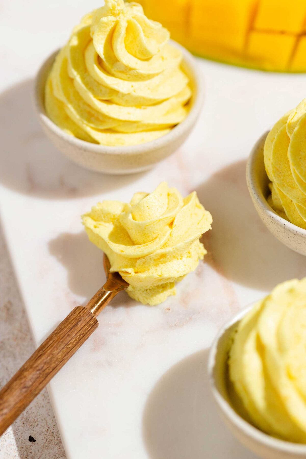 easy Mango buttercream frosting