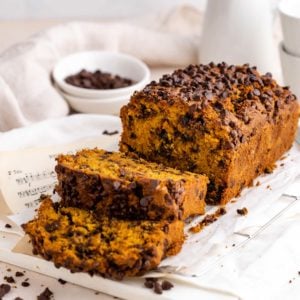 vegan chocolate chip pumpkin bread